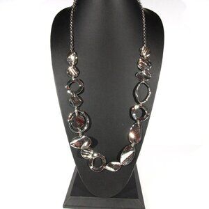 NWOT Silver Tone Disk Necklace